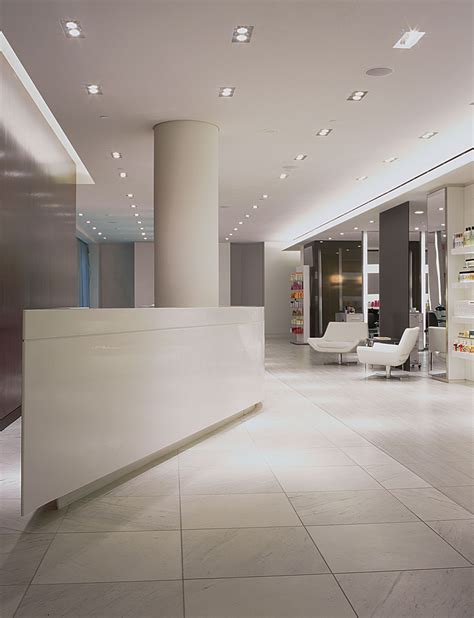 holt renfrew salon